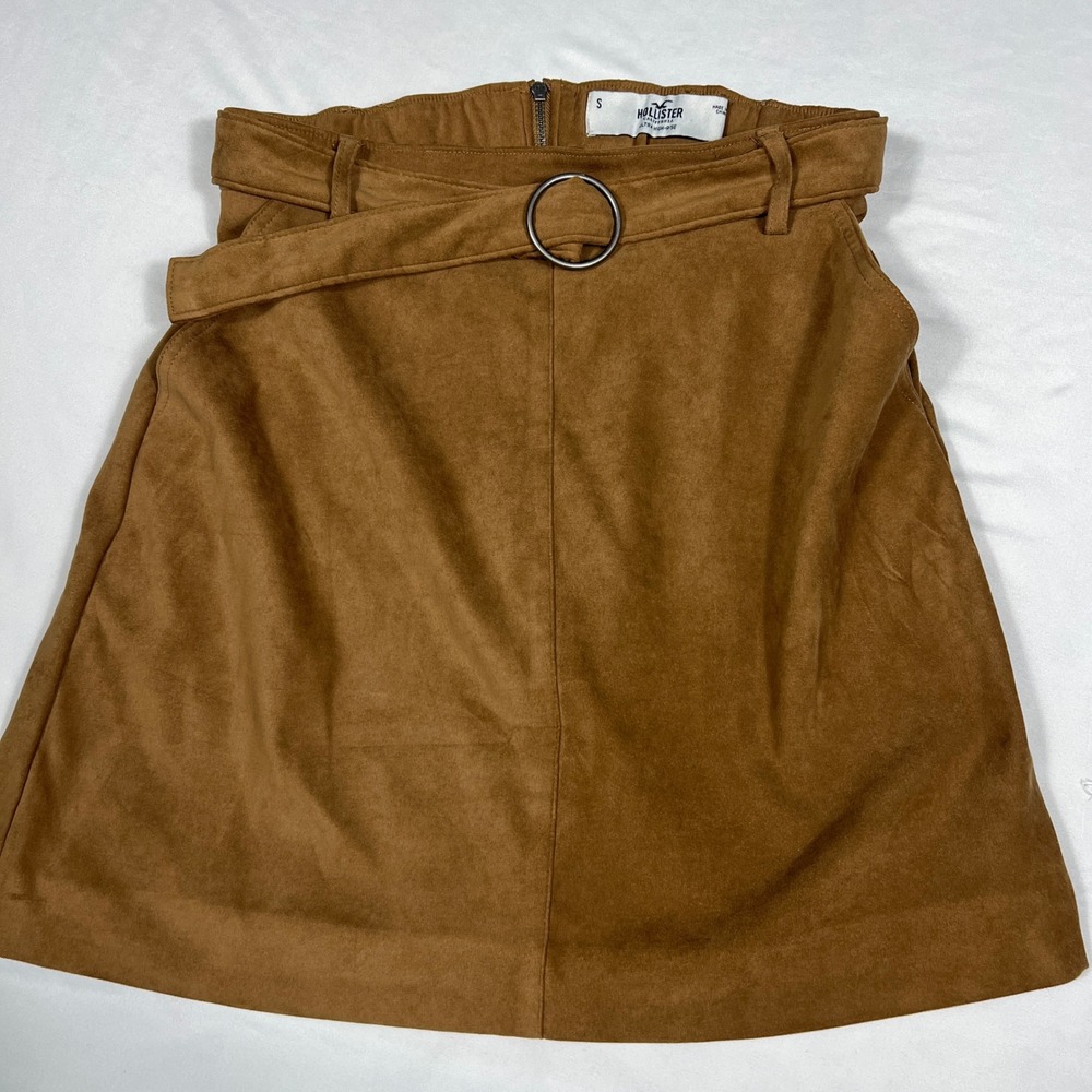 Hollister Brown Faux Suede Ultra High-Rise Belted Mini Skirt Small O-Ring Pocket
